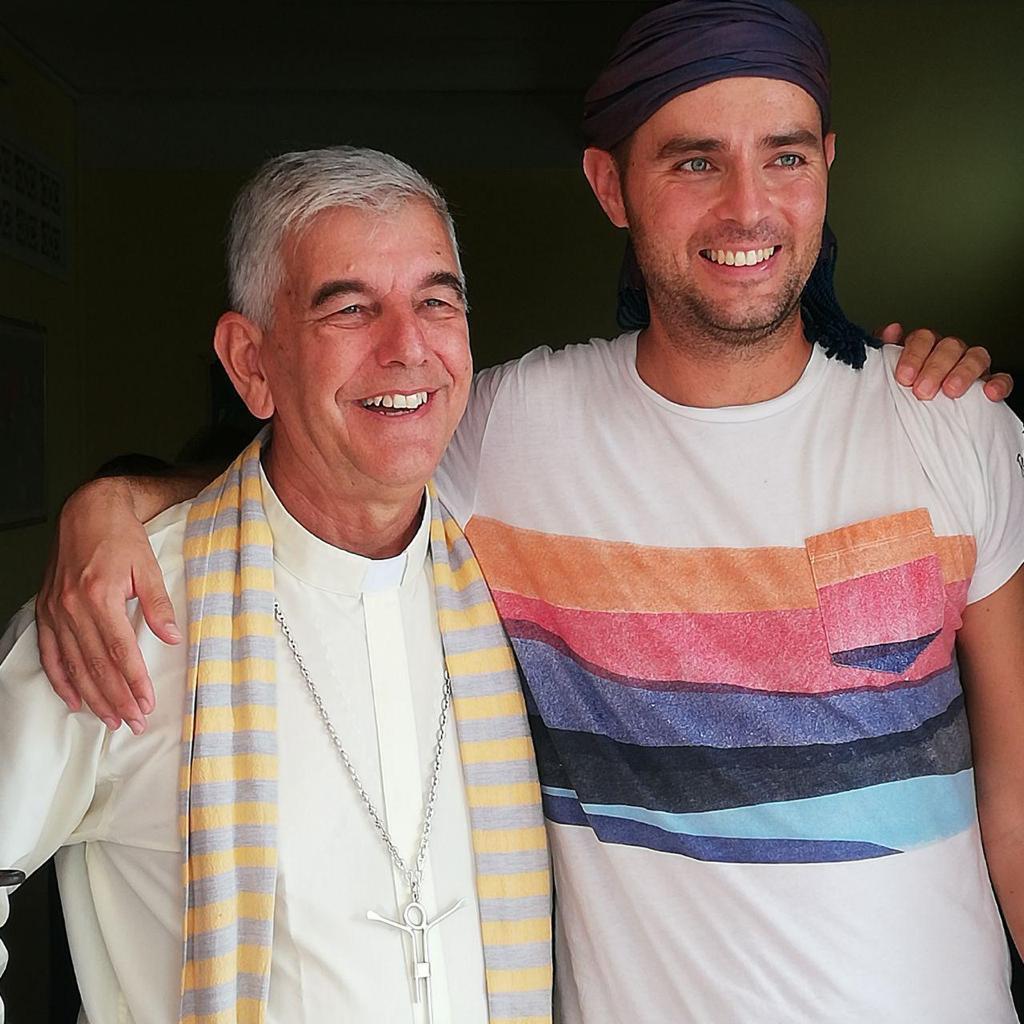 Alan junto a Kike Figaredo SJ