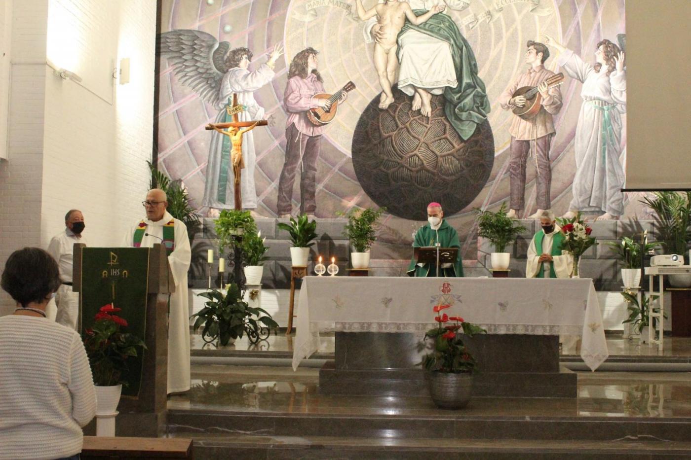 Visita Pastoral del Sr. Obispo, D. Jesús Catalá, a la parroquia Nuestra Señora de los Ángeles