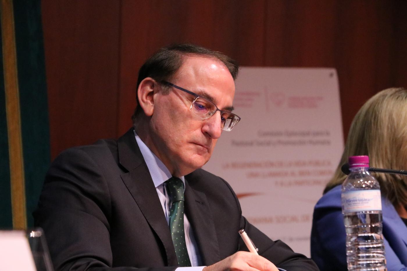 González de Lara: «Los cristianos tenemos que dar un paso adelante»