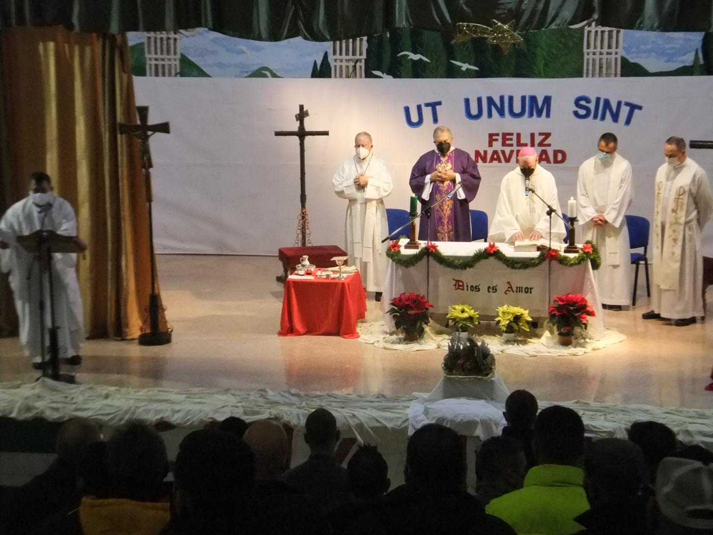 Eucaristía en el Centro Penitenciario de Alhaurín de la Torre presidida por el Sr. Obispo