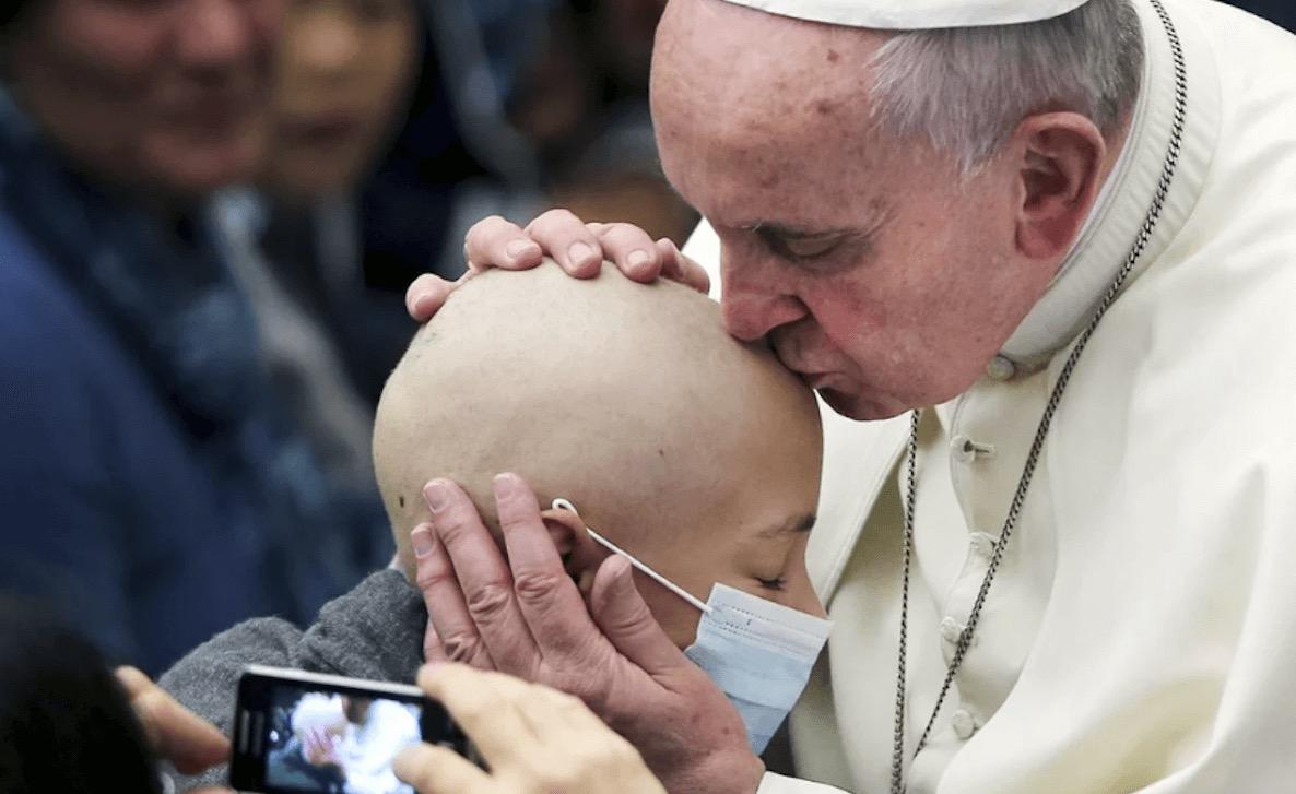 Papa Francisco: «El enfermo es siempre más importante que su enfermedad»
