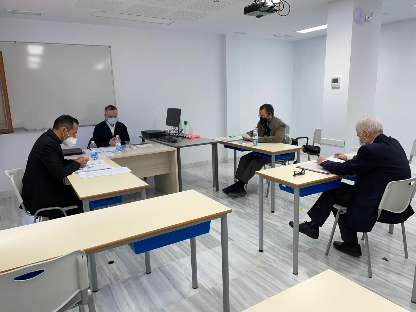 Un momento de la defensa de la tesina // E. LLAMAS