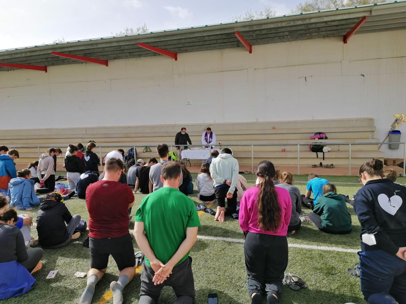 Encuentro preparatorio de jóvenes para el Camino de Santiago