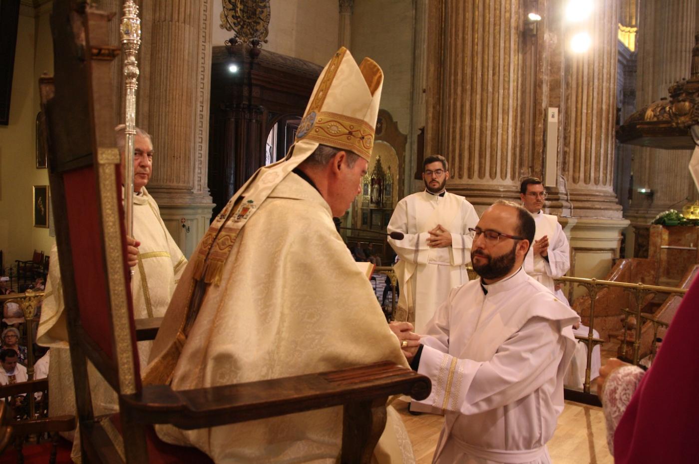 Ordenación de cinco nuevos sacerdotes // E. LLAMAS