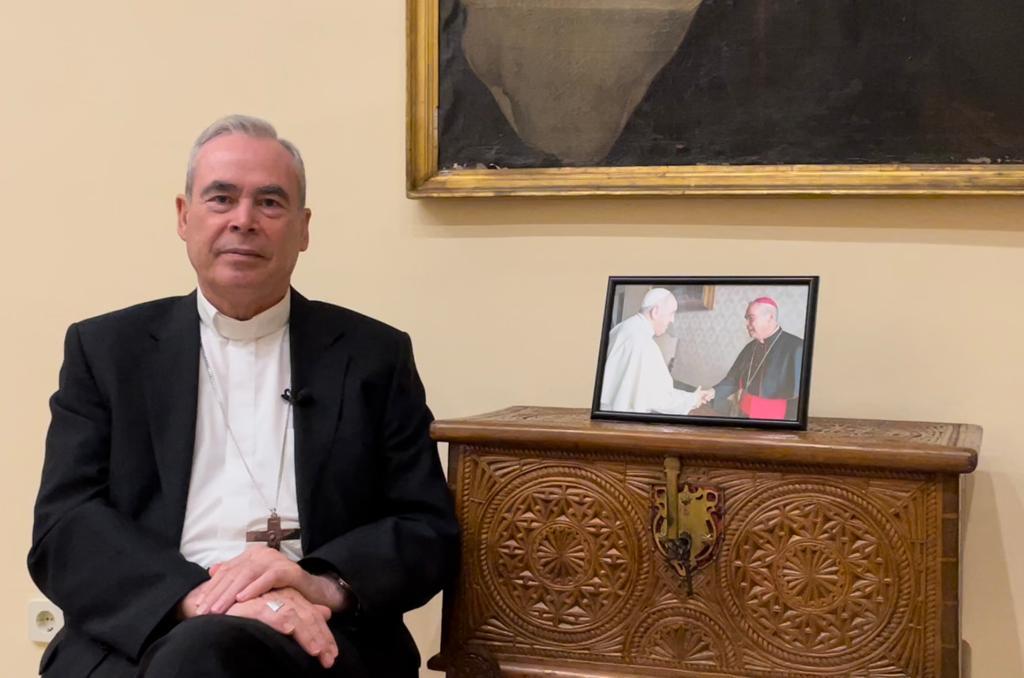 Mons. Catalá: «Yo apuesto por los abuelos»