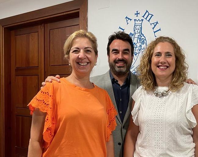 «Cada puntada es un Ave María»