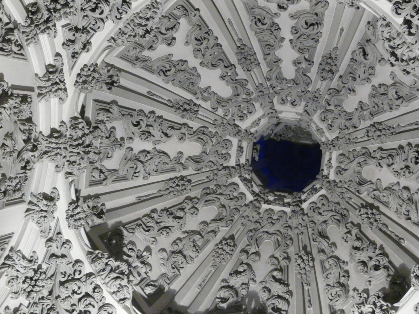 «La cúpula del templo de Santiago sobrecoge a quien entra en él»