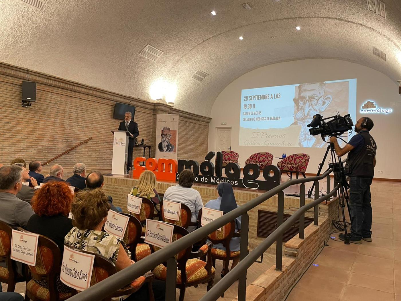 Una Hija de la Caridad, una pediatra y un taller de empleo para las mujeres de Asperones reciben los Premios Gálvez Ginachero