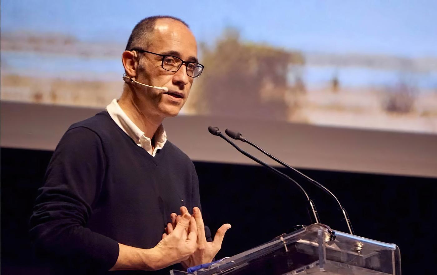 Hoy jueves, nueva cita del Aula Pedro Arrupe, con Fermín Negre