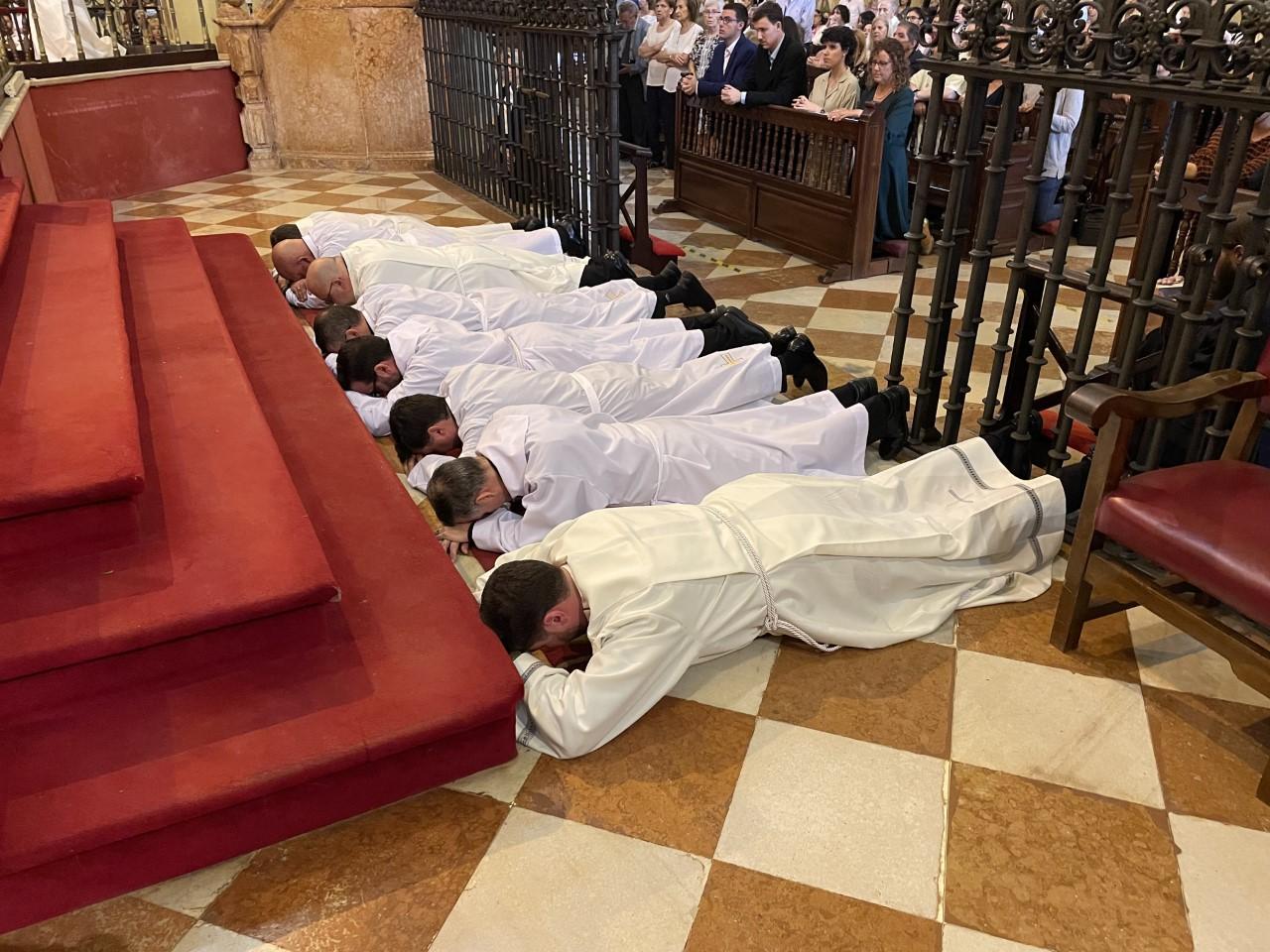 Ordenación de ocho diáconos en la Catedral de Málaga // E. LLAMAS