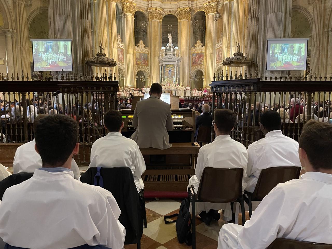 Ordenación de ocho diáconos en la Catedral de Málaga // E. LLAMAS