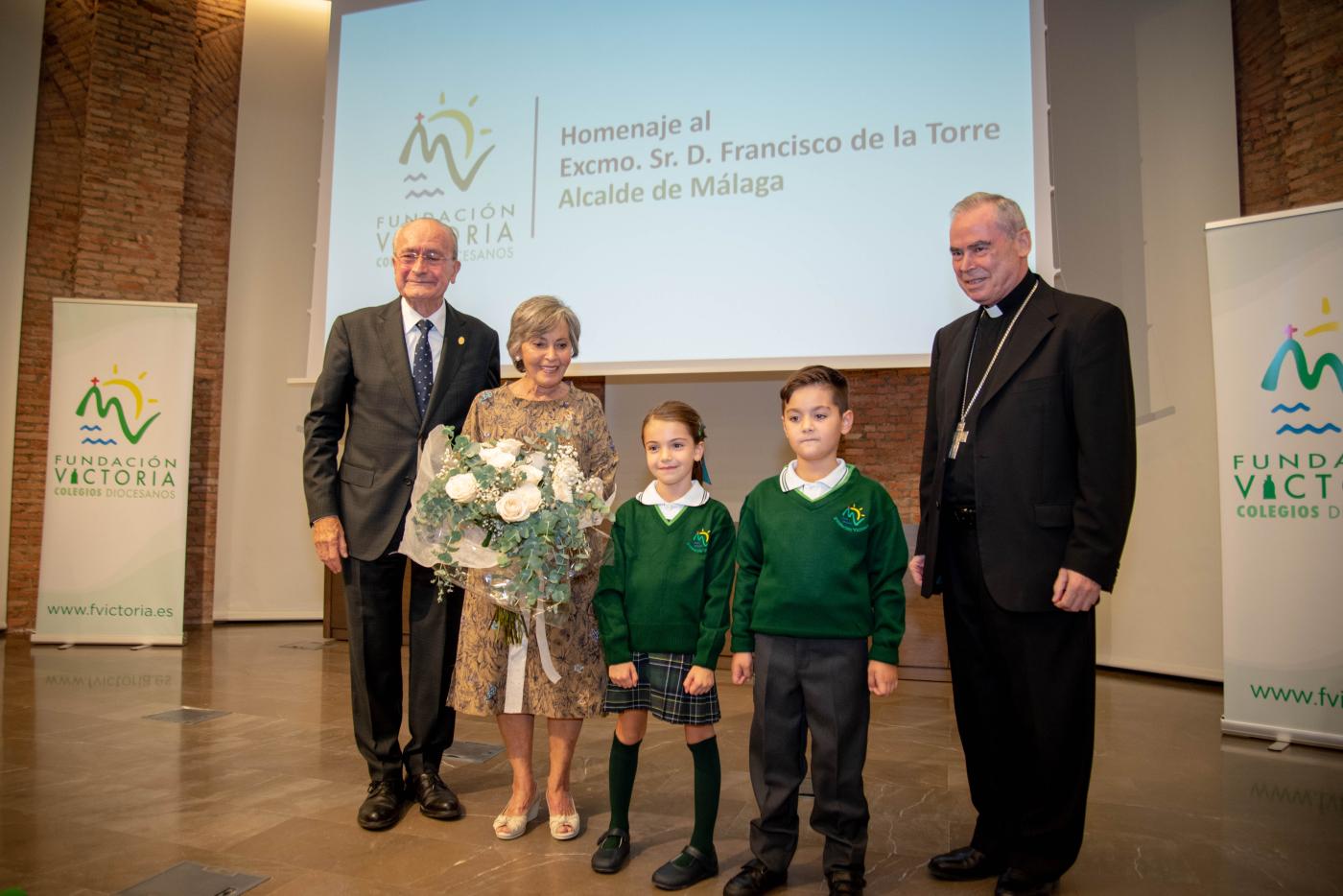 Los colegios diocesanos rinden homenaje a Francisco de la Torre, alcalde de Málaga