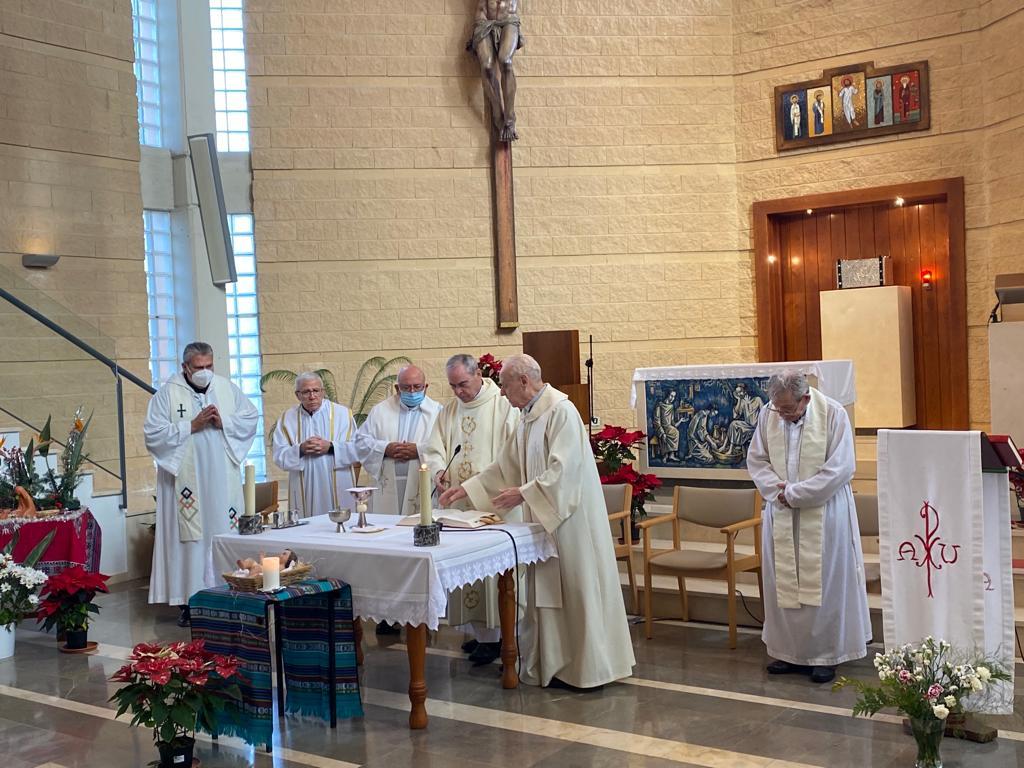 El Sr. Obispo preside la Eucaristía en el Buen Samaritano