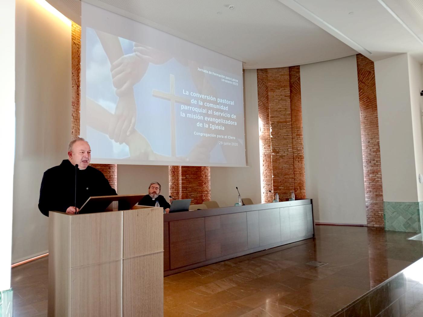 «El encuentro de laicos ha puesto de manifiesto el sentido de corresponsabilidad que existe»