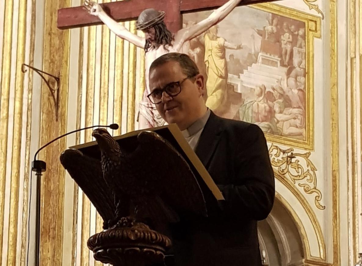 Mons. Sergi Gordo, obispo auxiliar de Barcelona, durante las charlas cuaresmales en la Catedral de Málaga