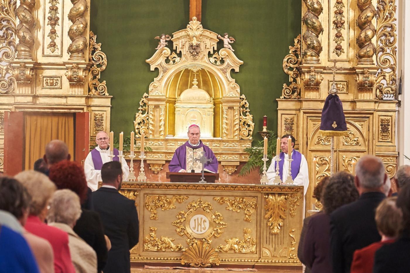 El Sr. Obispo visita la parroquia de El Salvador, en Nerja