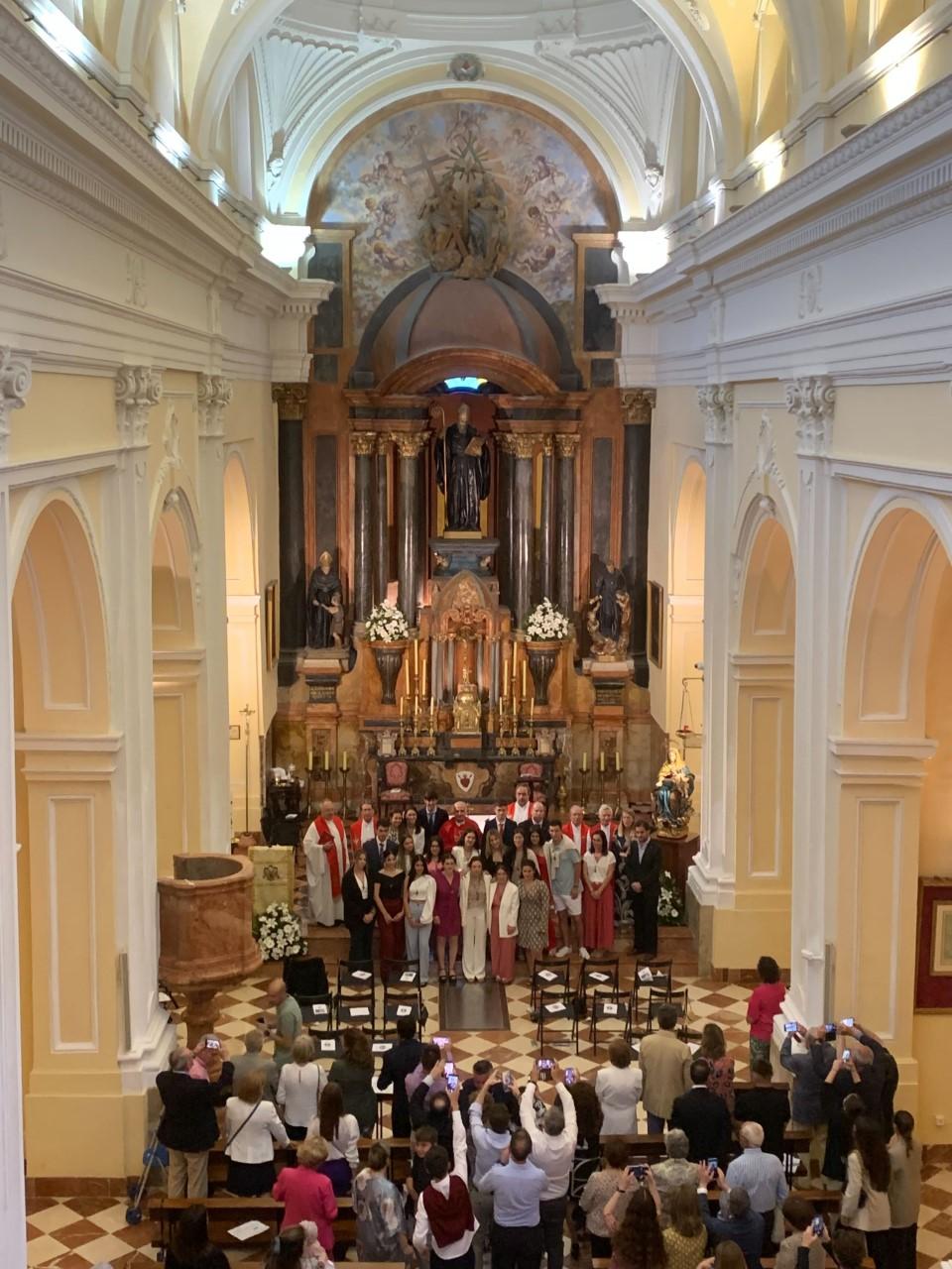 Los alumnos del Colegio de Los Olivos reciben la confirmación