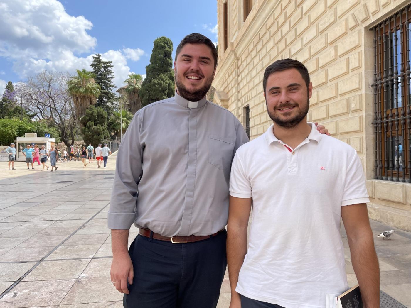 «Damos gracias a Dios por el sí de Álvaro y Daniel, por haberlo apostado todo por el Señor»