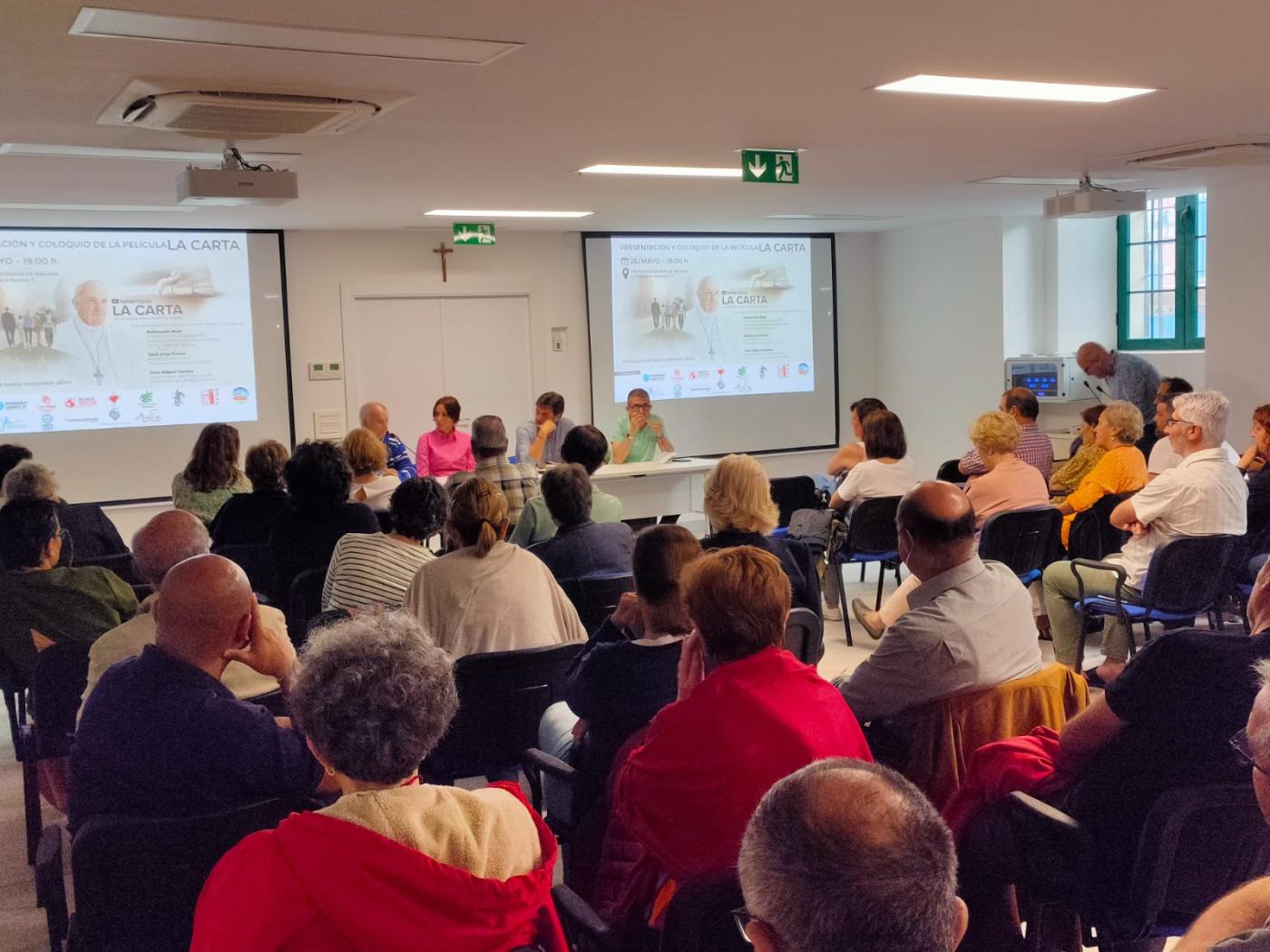Coloquio sobre el documental "La Carta" del Papa Francisco