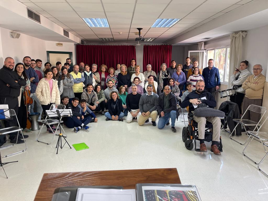 Participantes en el auto sacramental "Los tres ángeles"