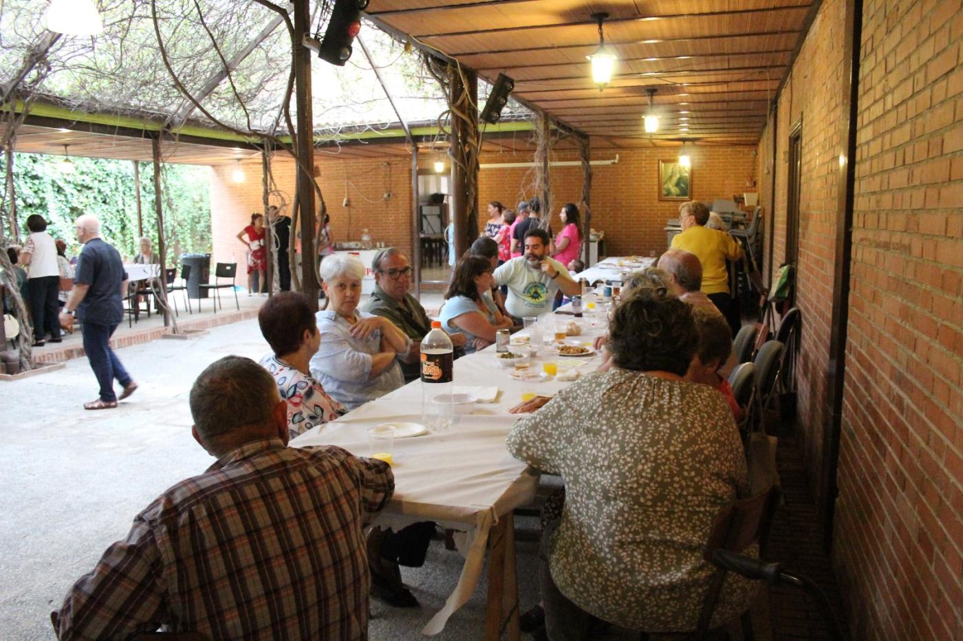Momento de la convivencia de final de curso de la parroquia de Ntra. Sra. de Los Ángeles