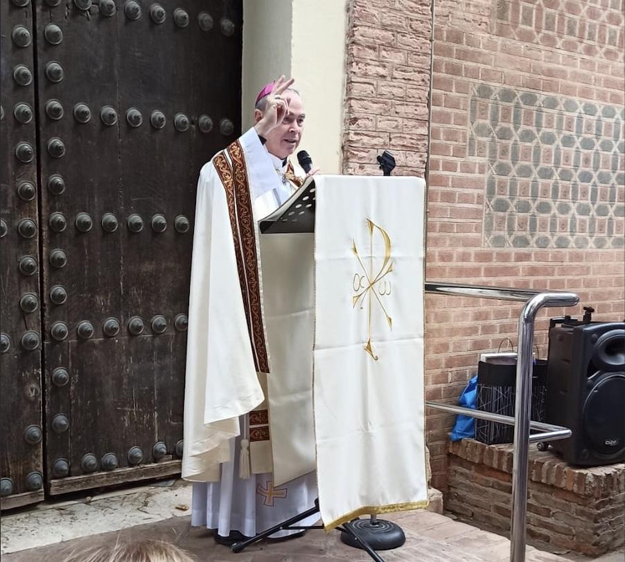 Colegio Madre Asunción. "Marcha Carmelitana" (Patio de los Naranjos-Catedral de Málaga)