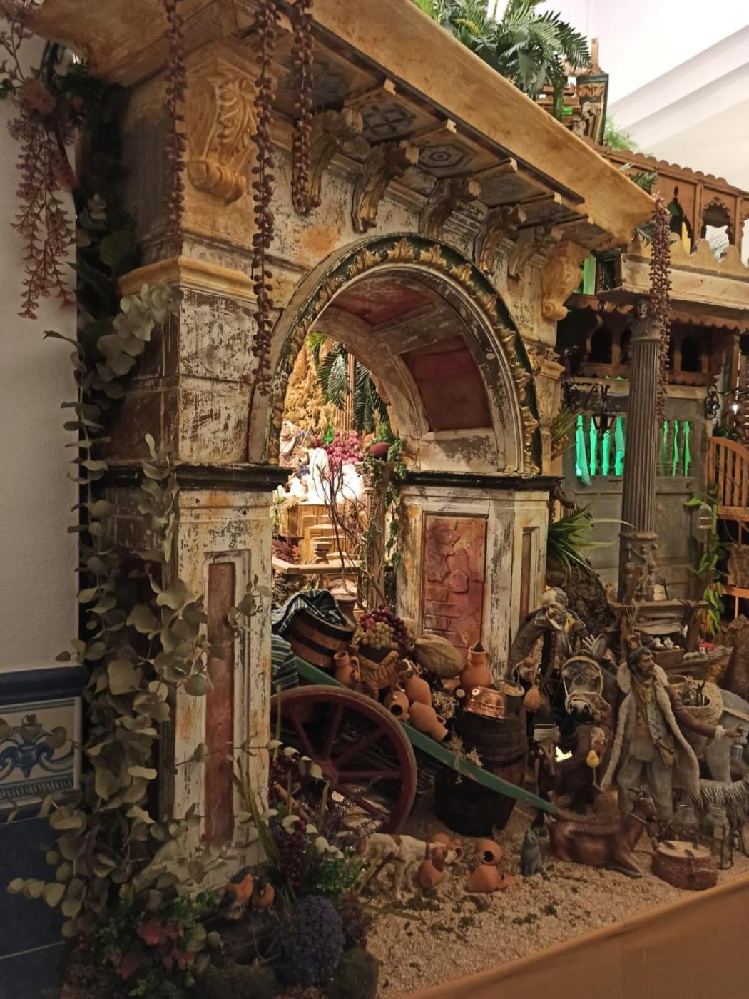 La parroquia de Fátima inaugura un Belén napolitano