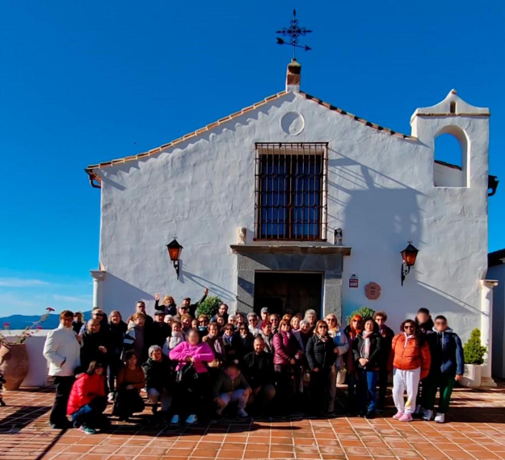 Feligreses de la parroquia de San Juan de Dios en Alpandeire