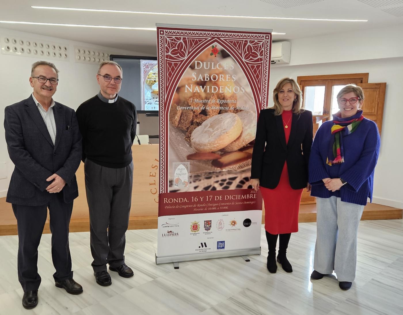 Antonio Carrillo, José Manuel Fernández, María del Carmen Martínez y María Antonia Martín en la presentación de la I Muestra de Repostería Conventual