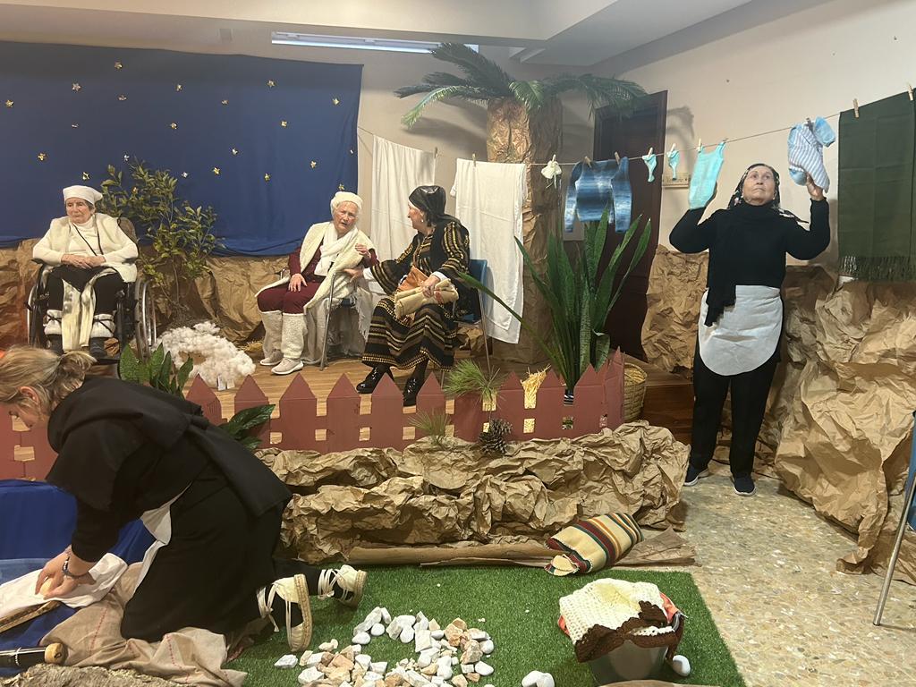 Belén Viviente en la Residencia de Madre Carmen