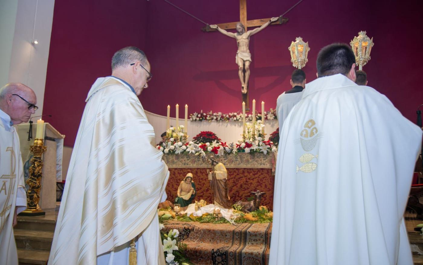 Eucaristía de apertura de las celebraciones por el 50 aniversario de la parroquia de la Natividad del Señor. FOTO: PACO CASTRO