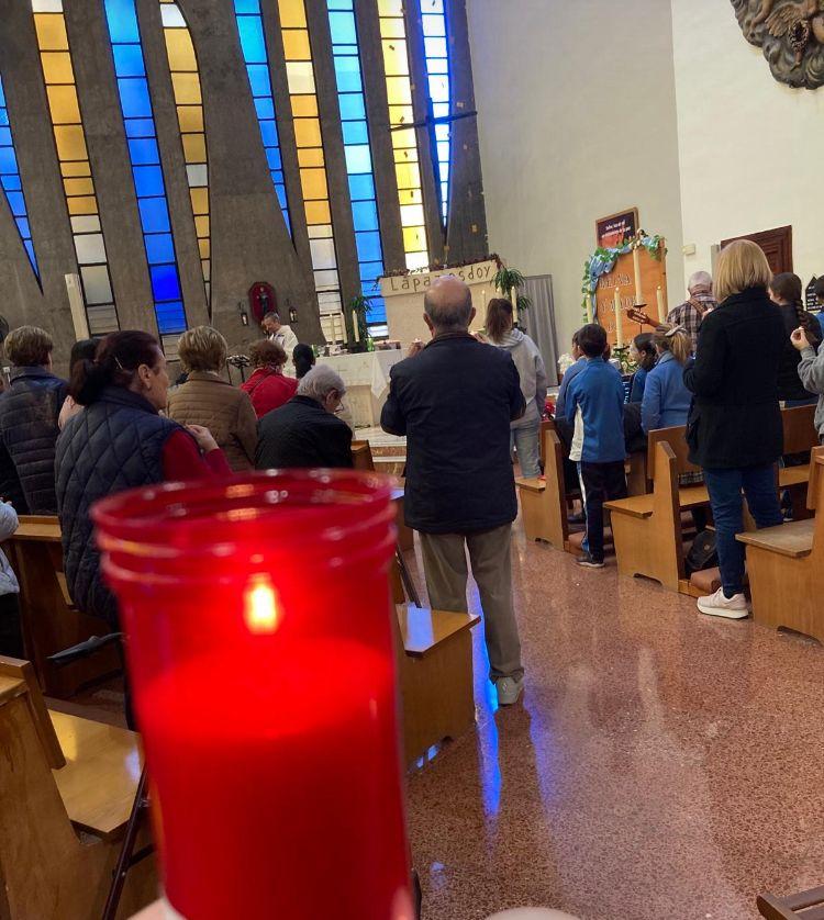 Vida Ascendente celebrando a sus patronos, Simeón y Ana
