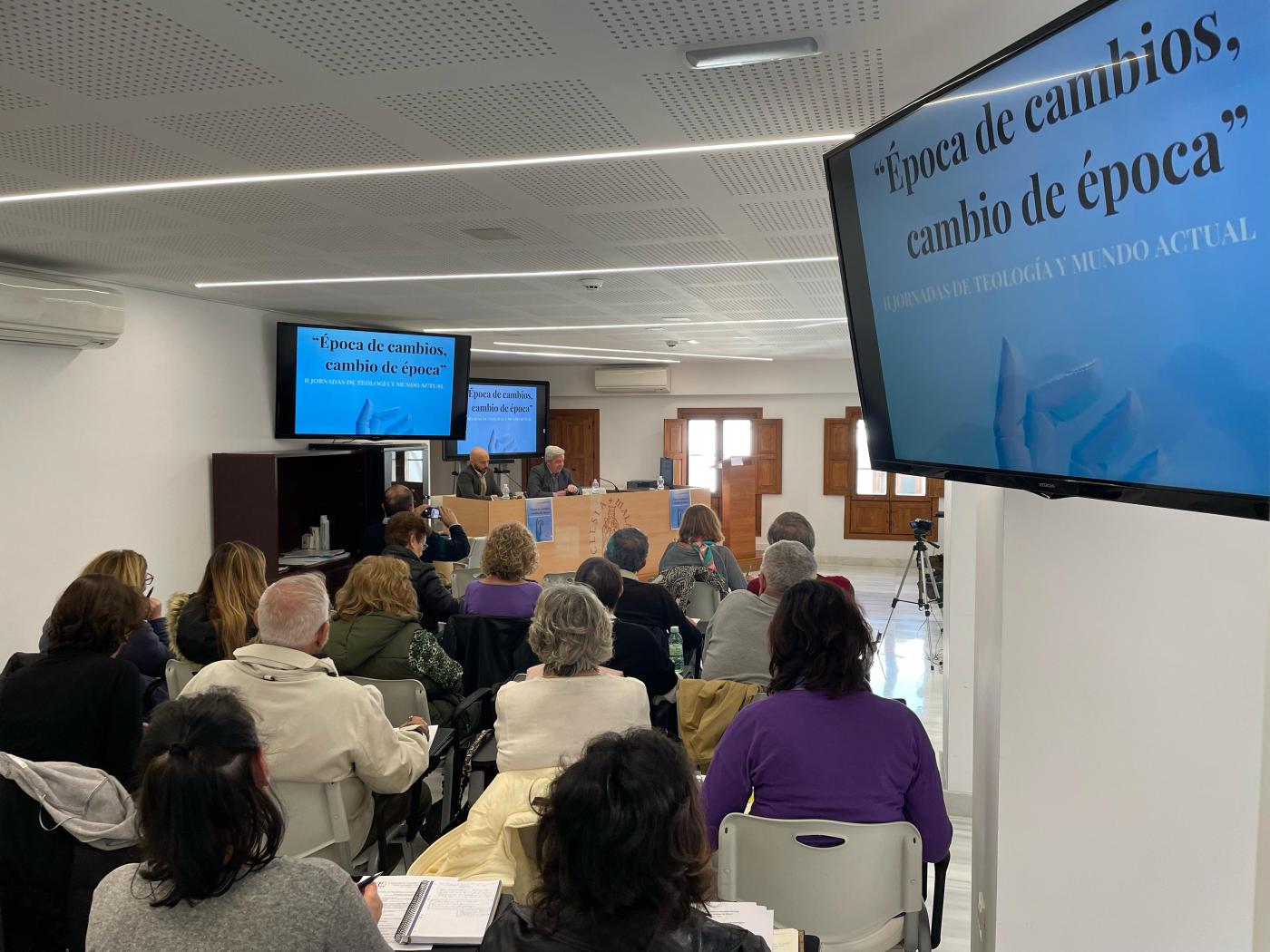 IA, Agenda 2030 y el post-humanismo en las II Jornadas Teología y Mundo Actual