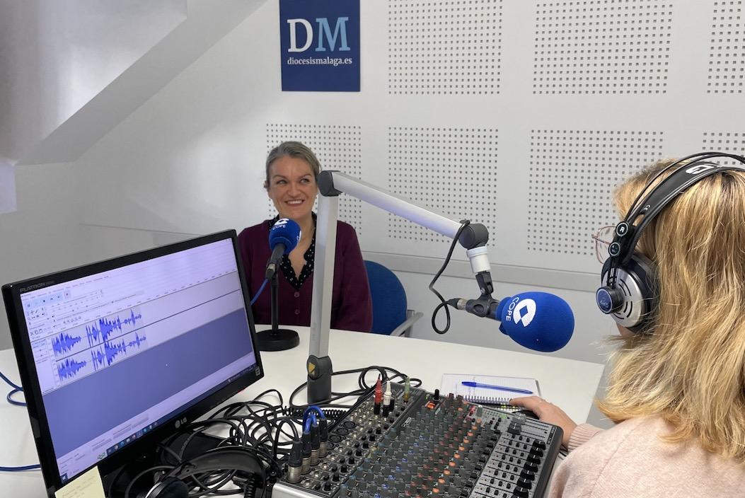 María Vidal: «¡Cuántas emociones nos perdemos por intentar captarlas con un móvil!»