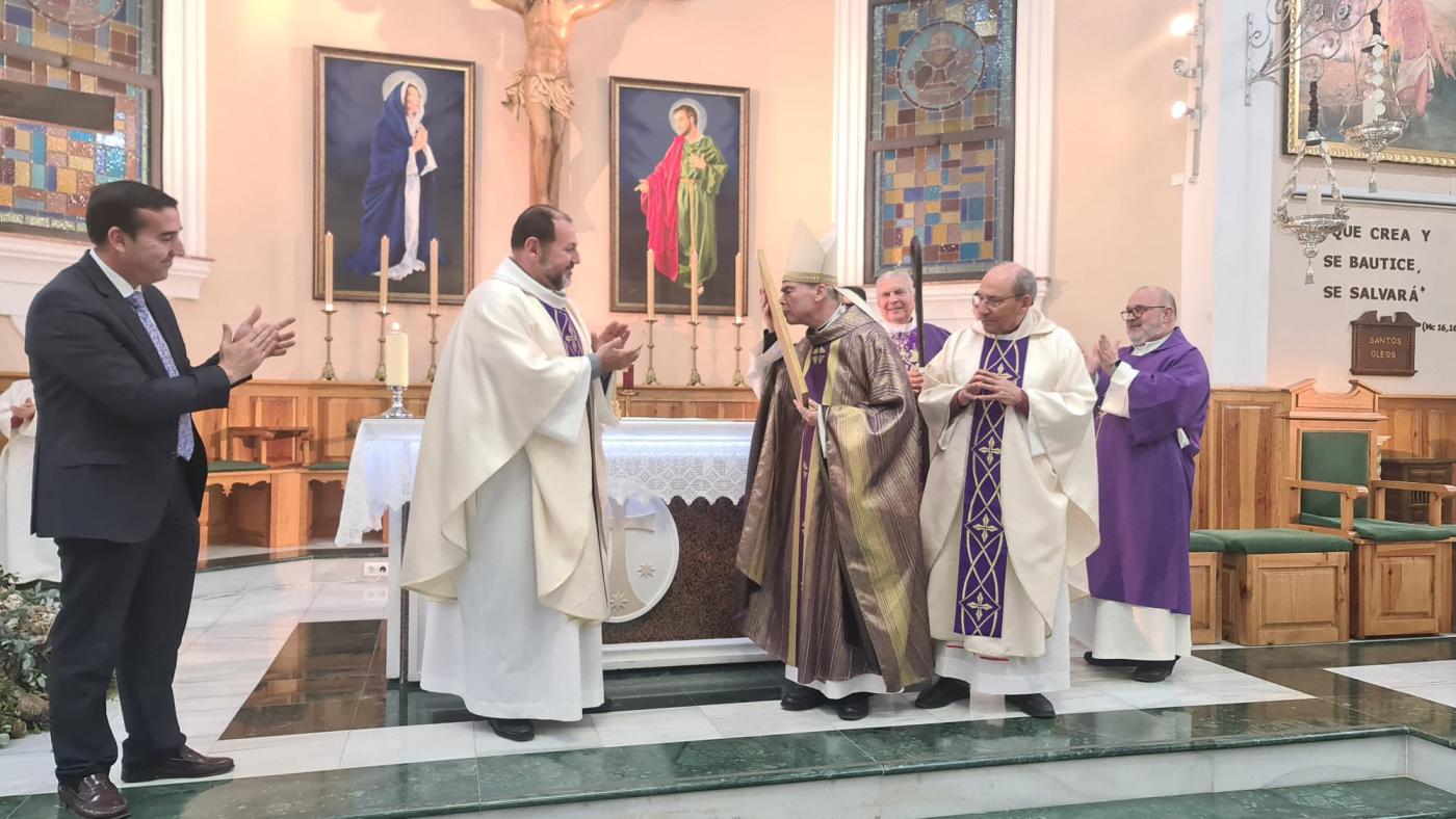 Visita Pastoral a la parroquia de Nuestra Señora del Carmen de Fuengirola // M. DÍAZ