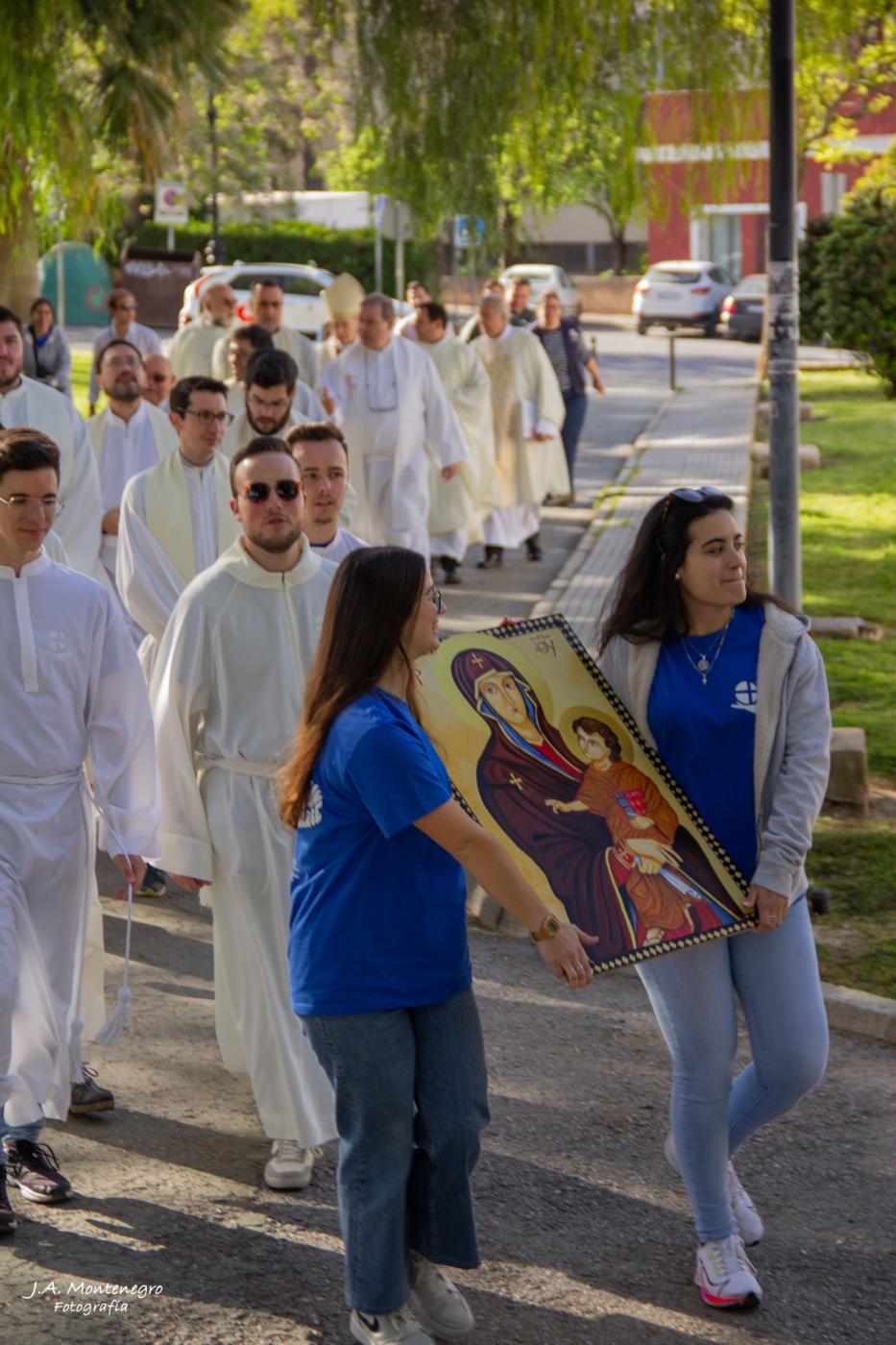 Traslado del Icono de los Jóvenes hasta el lugar de la celebración de la Eucaristía
