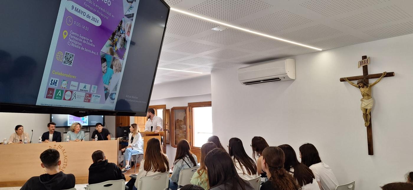 Las Adoratrices acercan el empleo a los jóvenes