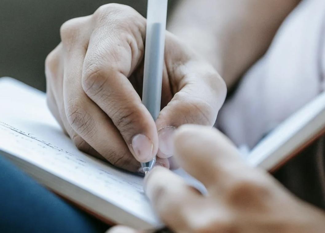 Comentario en texto al Evangelio del sacerdote Rafael Pérez Pallarés