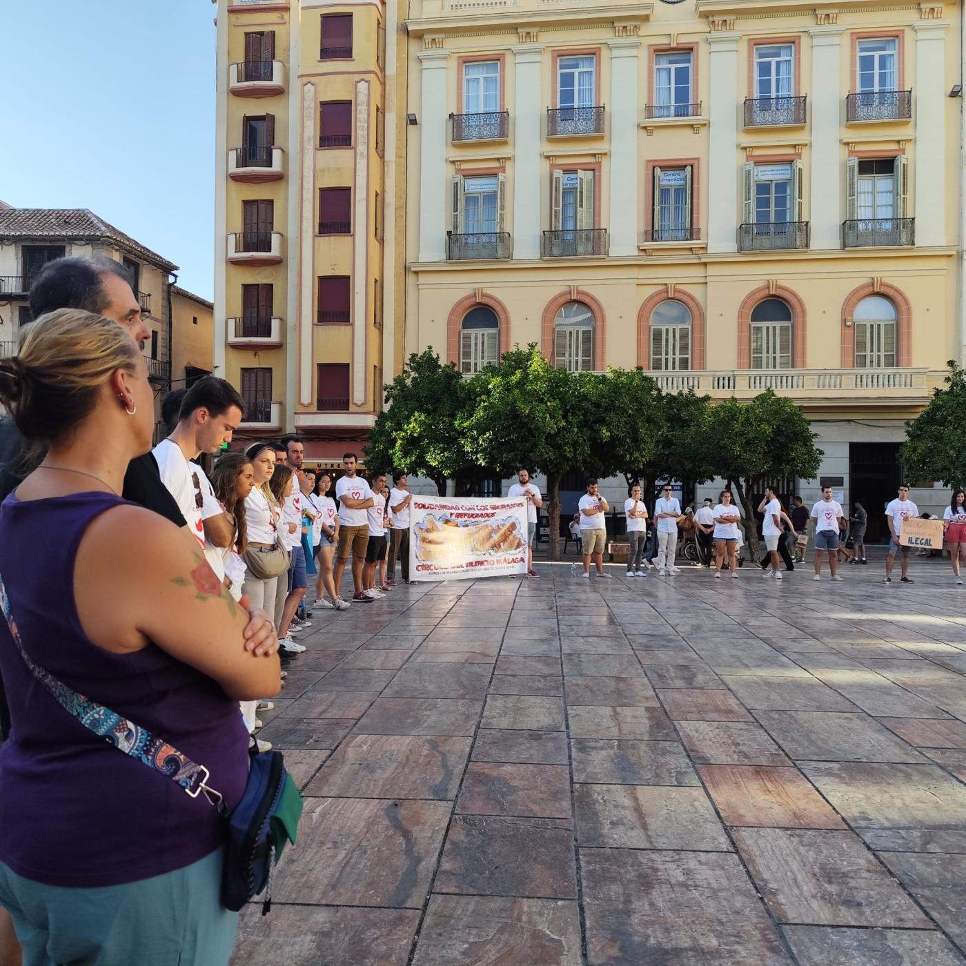 Jóvenes del CTL 2024 en el Círculo del Silencio