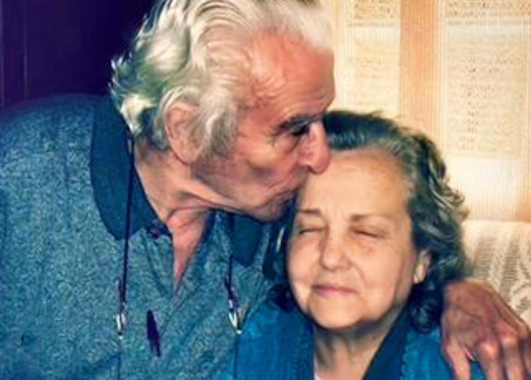 Nos rezamos cantando, en verano, con Rosi Escala, Brotes de Olivo