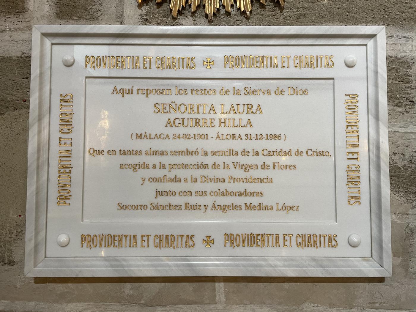 Una sobrina bisnieta de la Señorita Laura y el hermano mayor de la Victoria en el Espejo