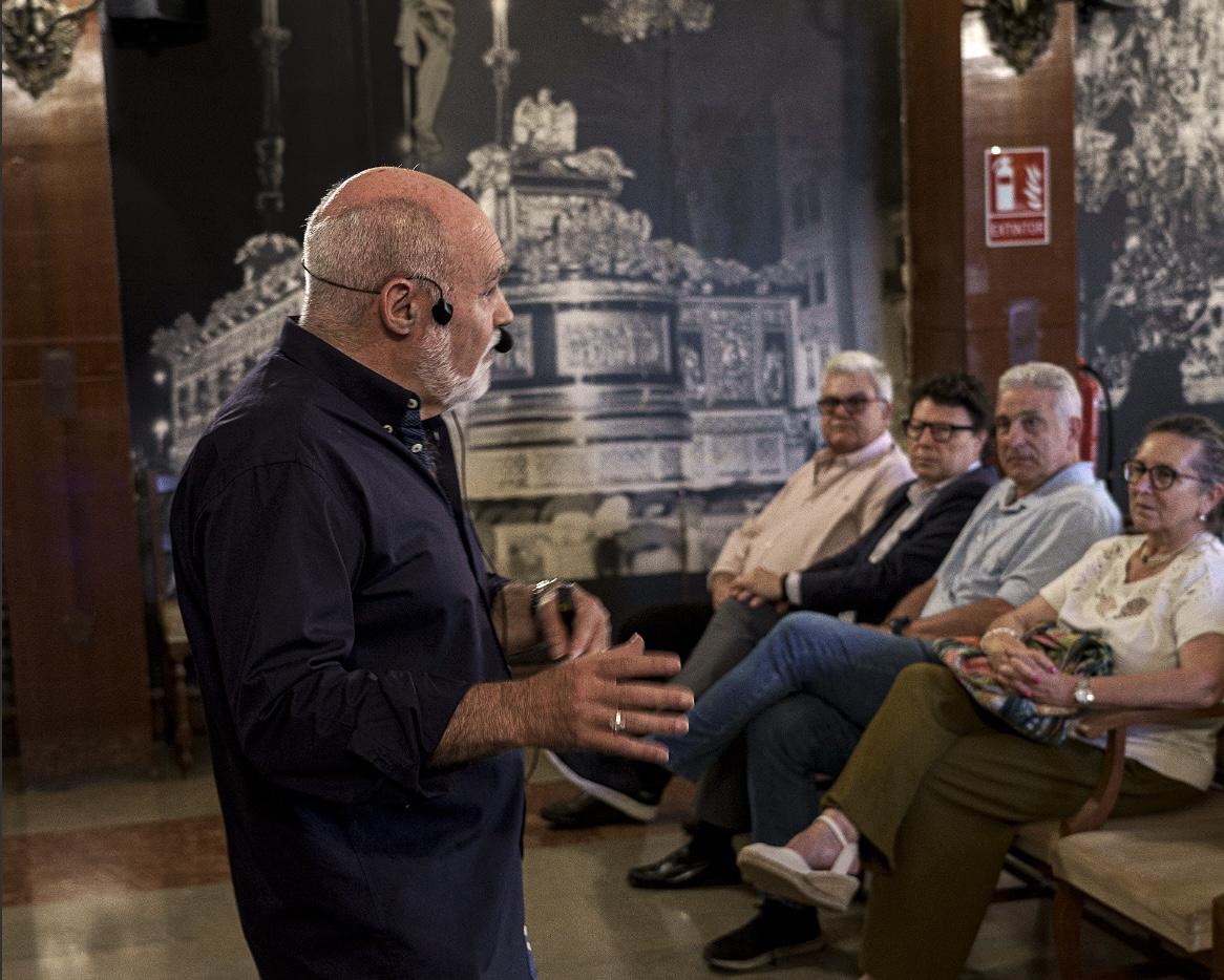 Encuentros con la Pasión de Cristo, en la cofradía de la Expiración