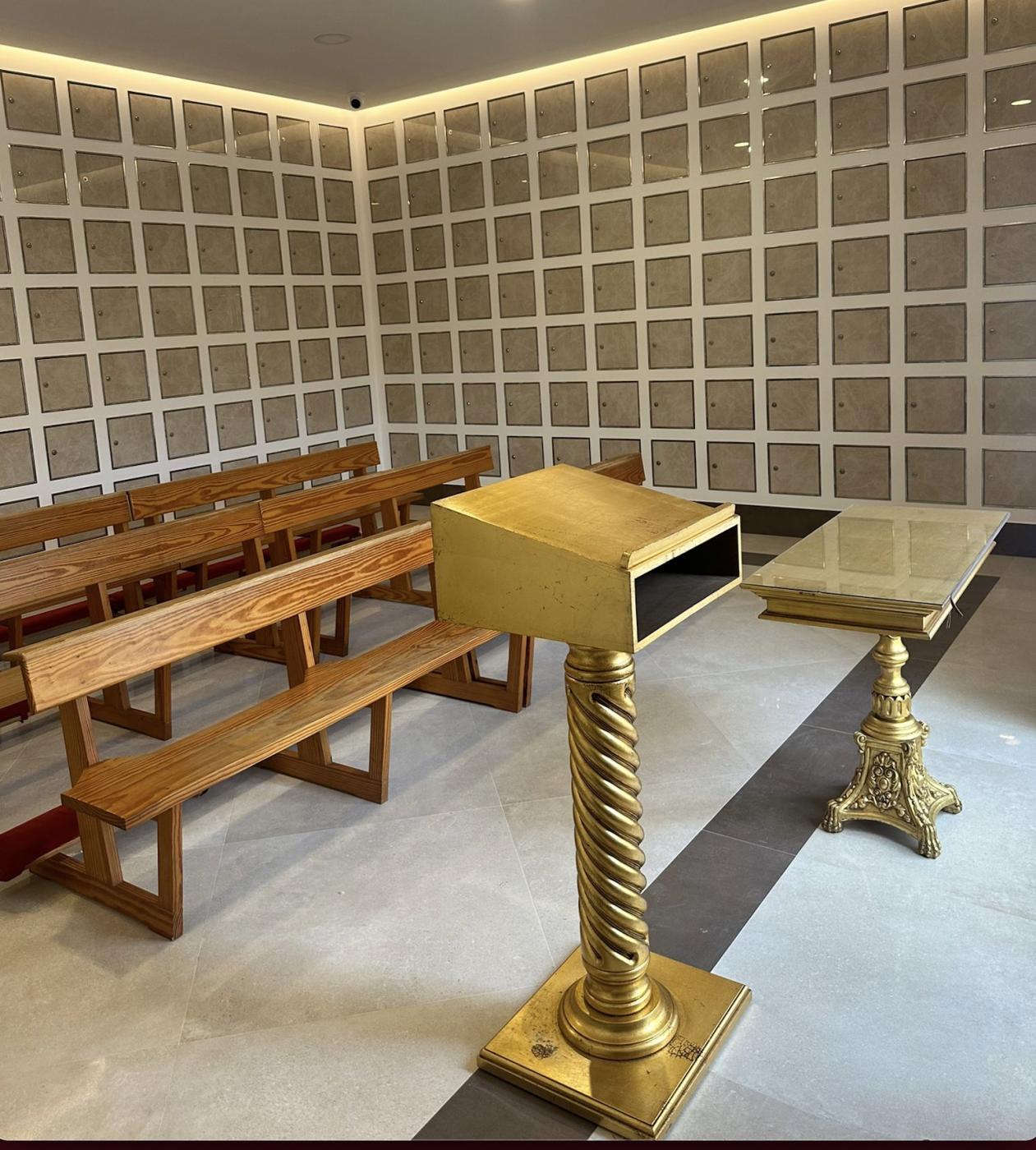 Columbario de la parroquia de Virgen del Carmen y Santa Fe de Los Boliches