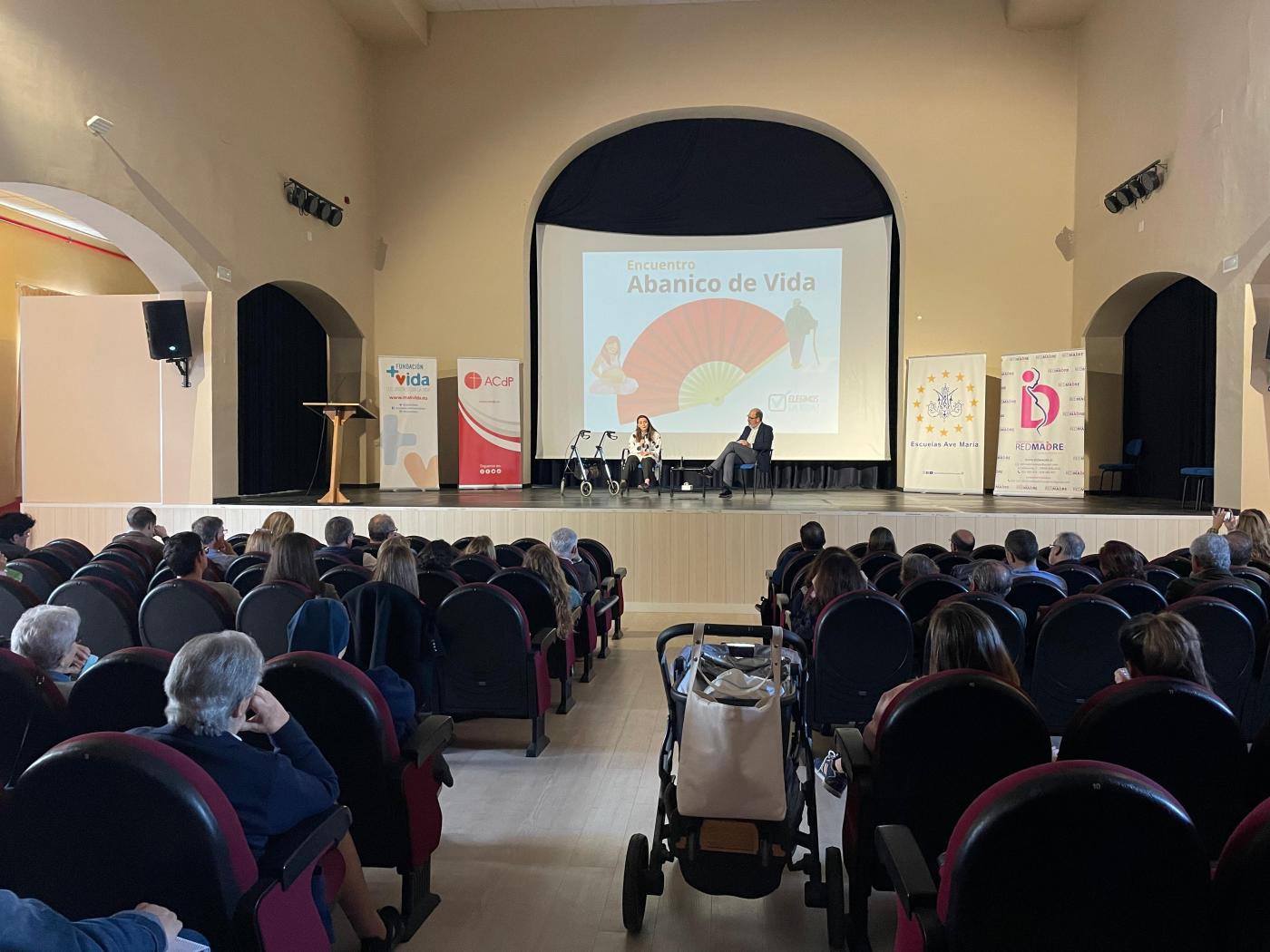 Encuentro "Abanico de vida" // E. LLAMAS