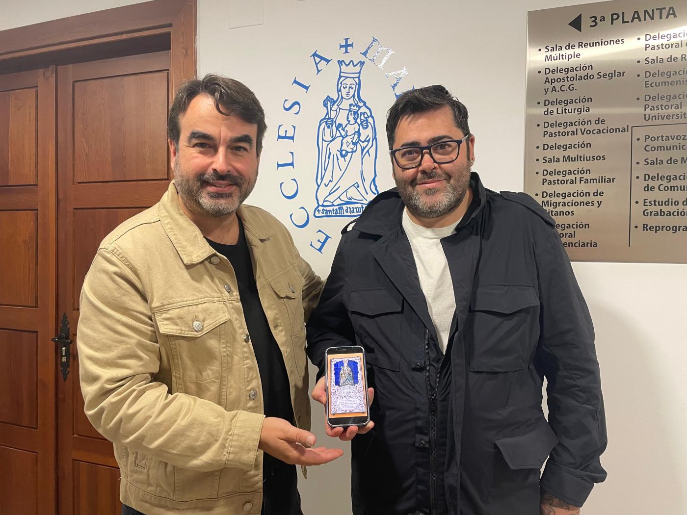 «La Patrona de la ciudad y la diócesis te da la bienvenida al barrio de la Victoria»