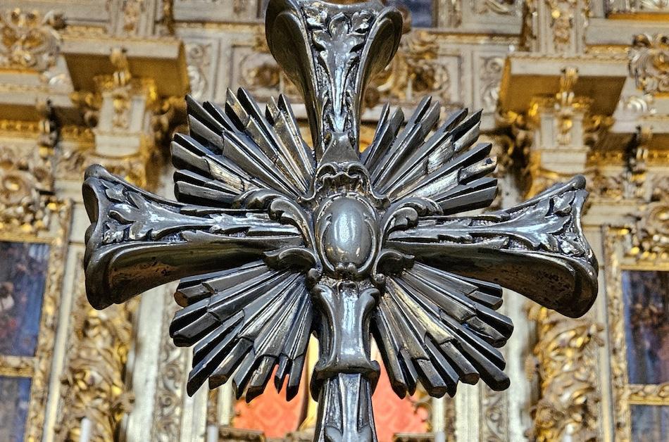 Una reja moderna y modernista