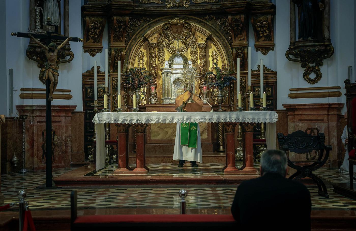 El arciprestazgo de San Cayetano peregrina a la Catedral por el Jubileo