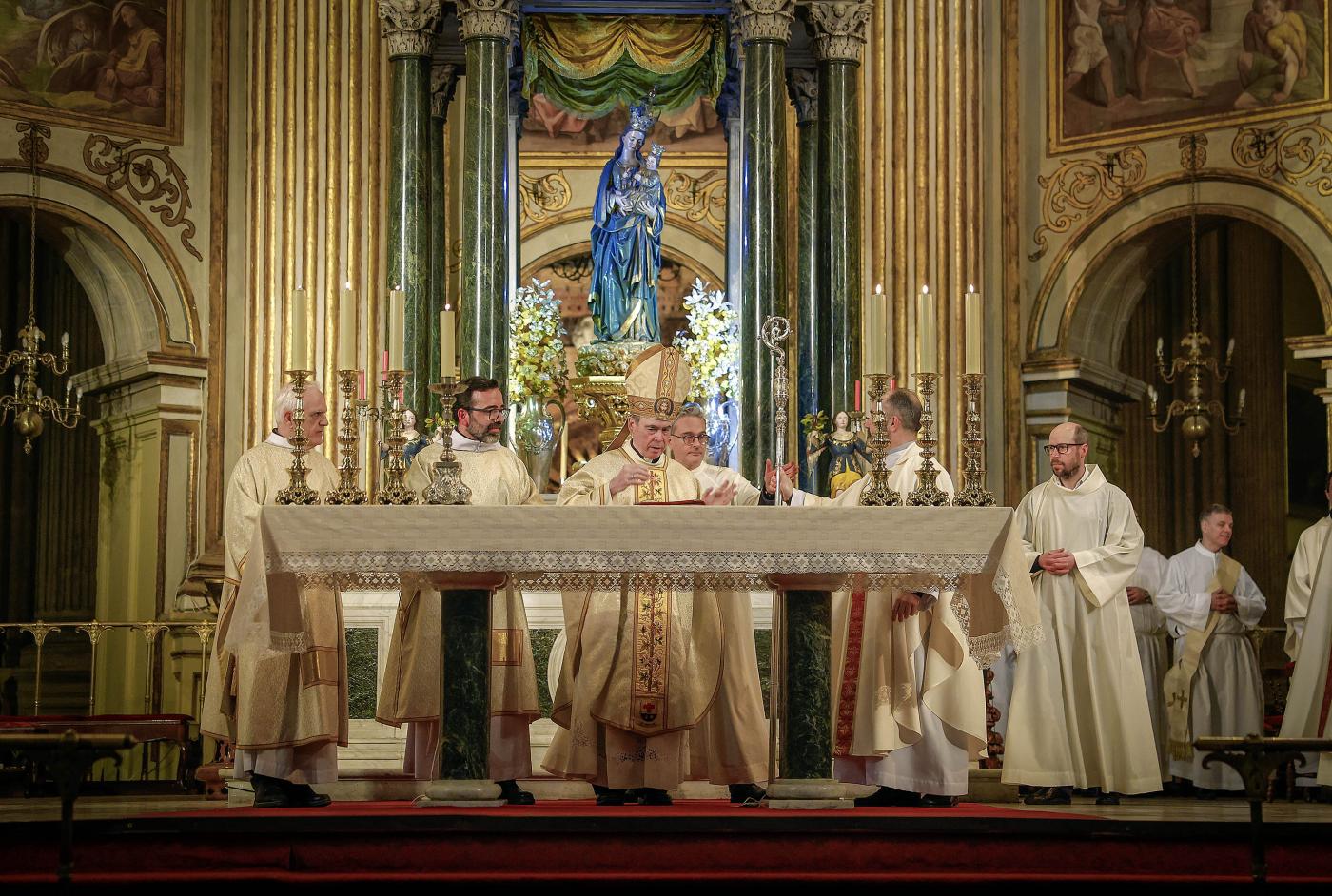 El arciprestazgo de San Cayetano peregrina a la Catedral por el Jubileo