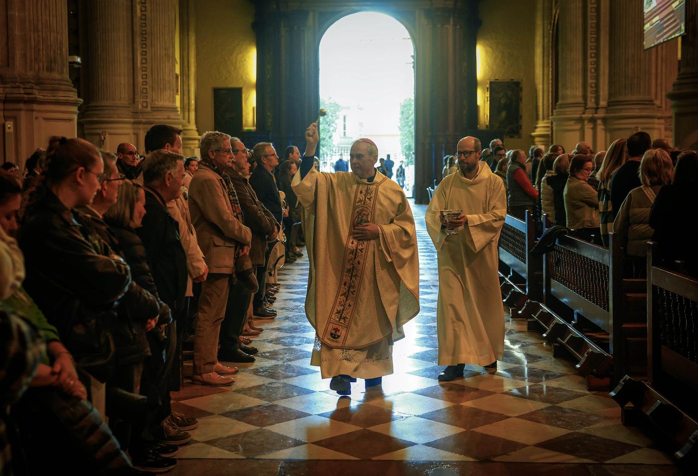 El arciprestazgo de San Cayetano peregrina a la Catedral por el Jubileo
