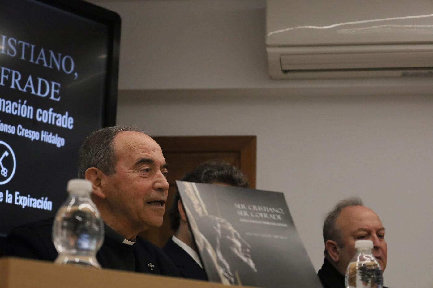 Presentación de "SER CRISTIANO, SER COFRADE. Curso básico de formación cofrade” 